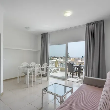 Michelangelo 215 Aparthotel 3*